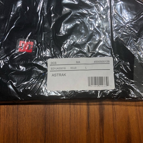 COPY - DC Astrak Jacket Size Large NWT - Picture 5 of 5